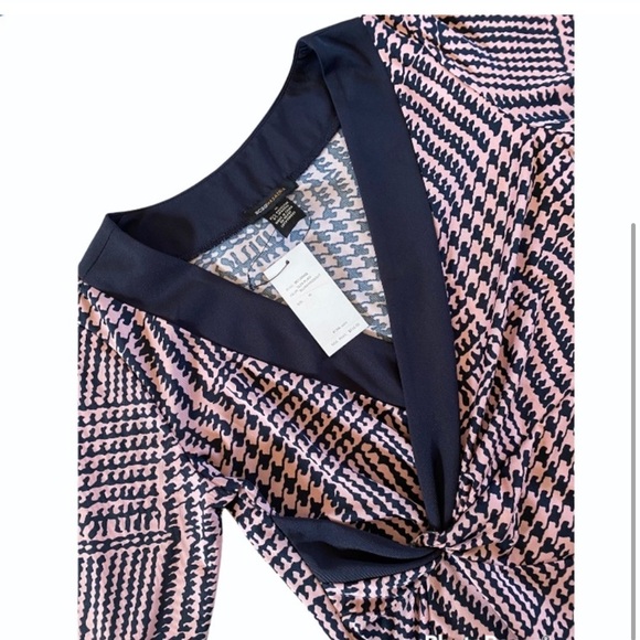 NWT BCBG MaxAzria Dress Size M - Picture 3 of 3